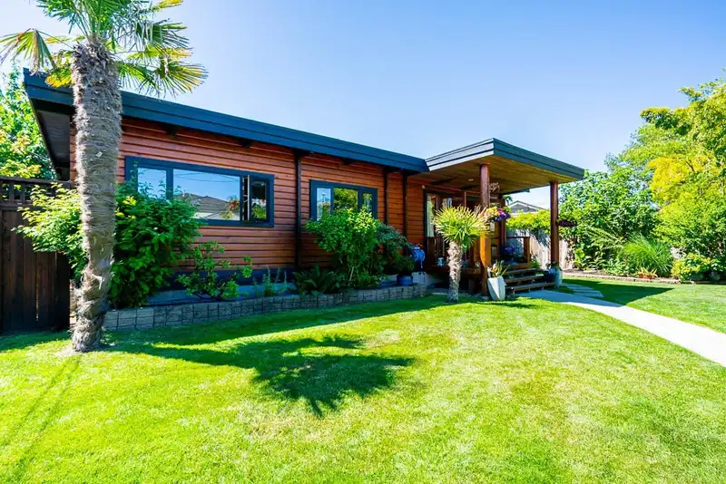 259 67A STREET - photo 2 of 40