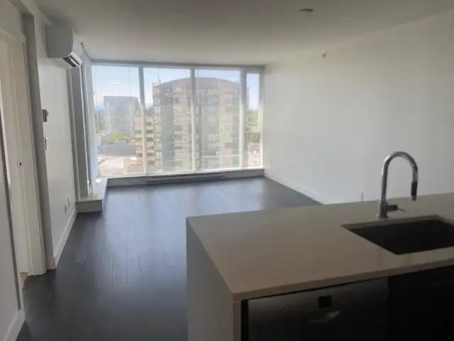 1706 8288 GRANVILLE AVENUE - photo 2 of 12