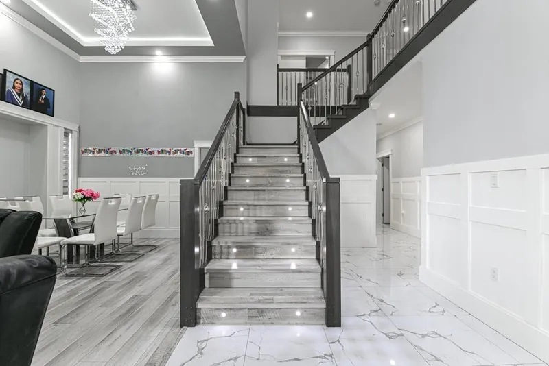 2725 LEFEUVRE ROAD - photo 3 of 25