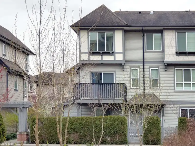 23 9566 TOMICKI AVENUE - photo 1 of 20