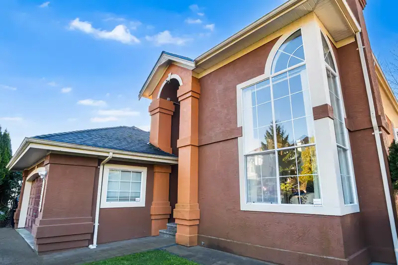 2622 SANDSTONE CRESCENT - photo 3 of 36