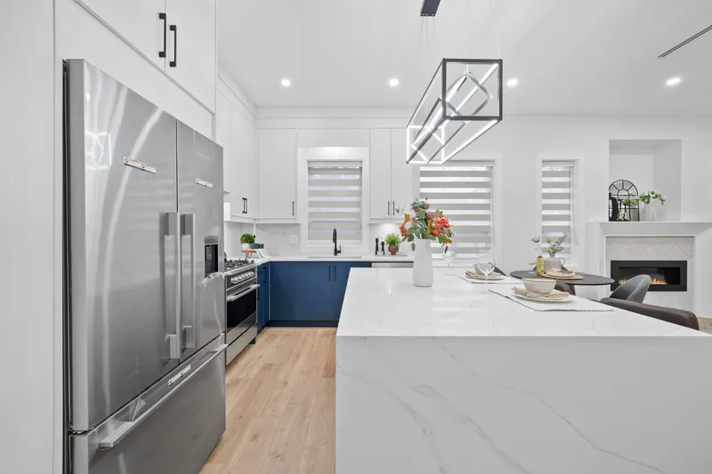 2995 E 17TH AVENUE - photo 3 of 25