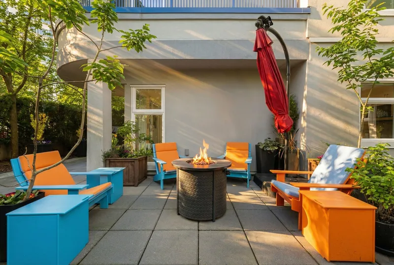 102 1924 COMOX STREET - photo 1 of 25