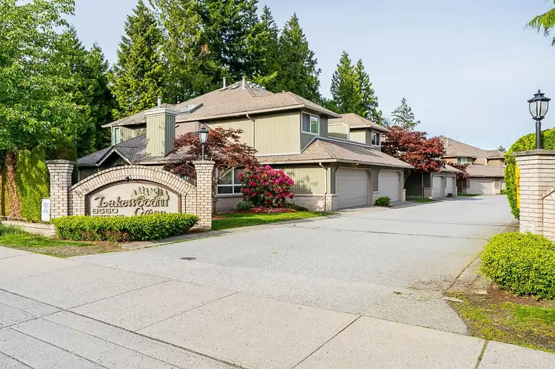 50 8560 162 STREET - photo 1 of 37