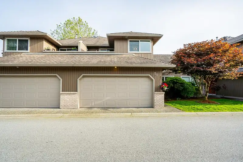 50 8560 162 STREET - photo 2 of 37