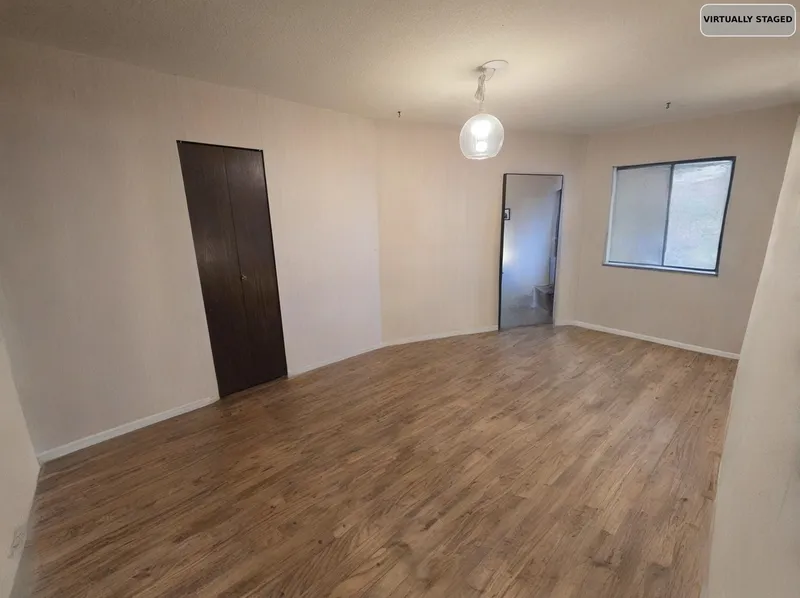 211 N WARWICK AVENUE - photo 4 of 25