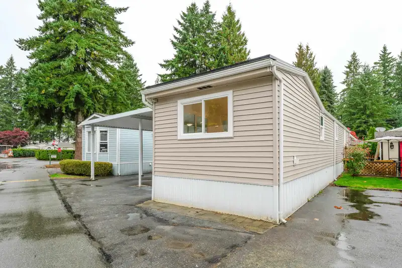 46 9080 198 STREET - photo 3 of 37