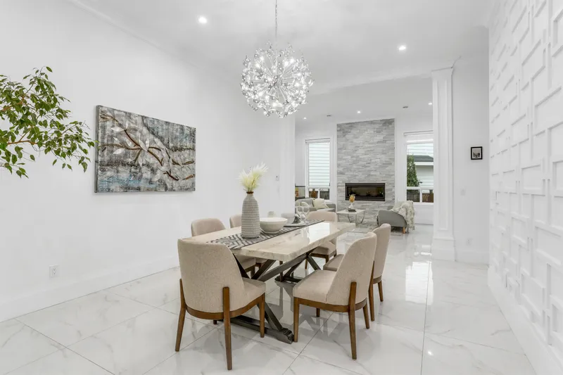 7869 167 STREET - photo 4 of 25