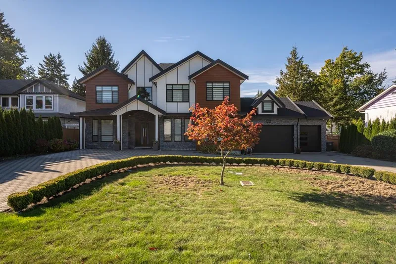 2301 153 STREET - photo 1 of 25