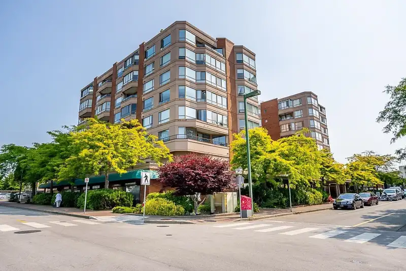 102 15111 RUSSELL STREET - photo 1 of 24
