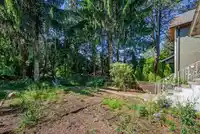 2733 E 28TH AVENUE - thumbnail 7