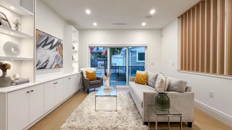 3929 FOREST STREET - photo 3 of 25