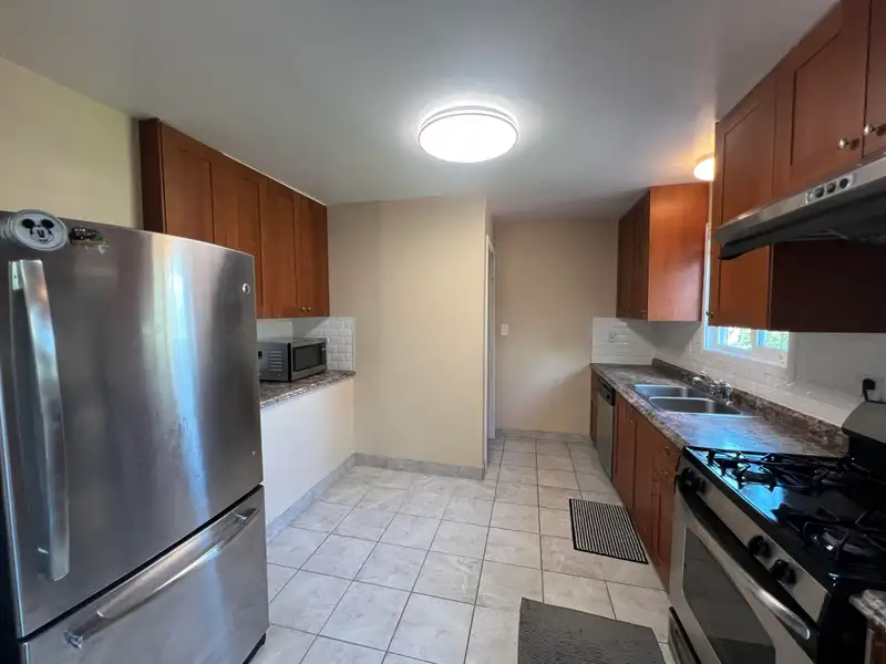 6358 REID ROAD - photo 4 of 24