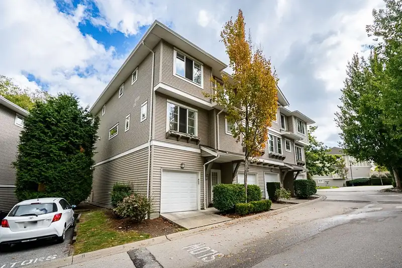 9 15155 62A AVENUE - photo 4 of 39
