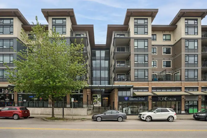 302 2525 CLARKE STREET - photo 1 of 37