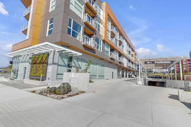 306 20614 80 AVENUE - photo 1 of 22