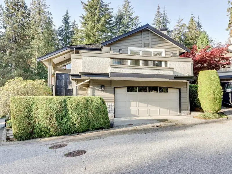 1 1900 INDIAN RIVER CRESCENT - photo 2 of 35