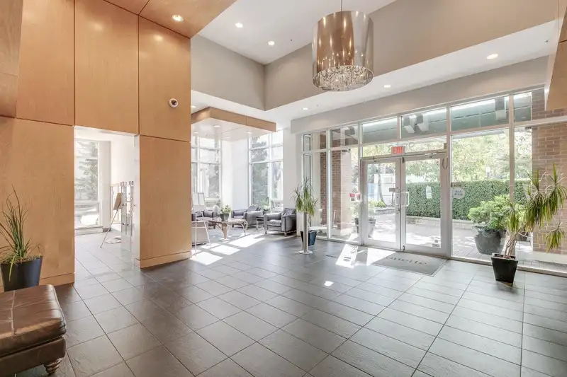 3105 9888 CAMERON STREET - photo 1 of 10