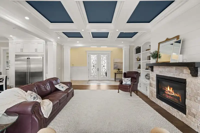15512 109 AVENUE - photo 4 of 40