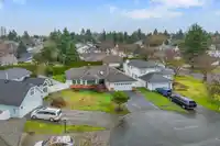 9424 154A STREET - thumbnail 36