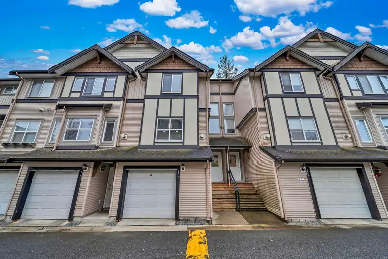 12 6366 126 STREET - photo 1 of 33