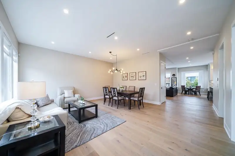 4643 BOND STREET - photo 2 of 40
