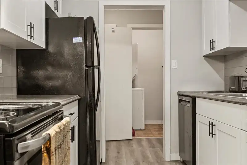 209 45598 MCINTOSH DRIVE - photo 4 of 18