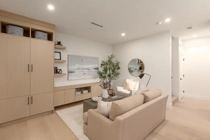 1 3508 E PENDER STREET - photo 3 of 22