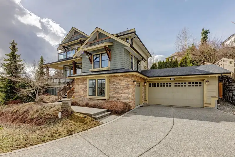 159 MAPLE DRIVE - photo 1 of 40