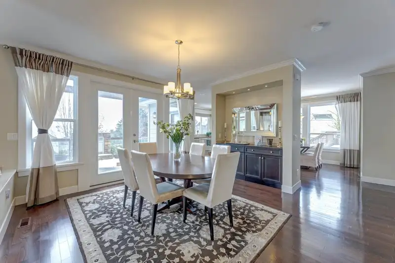 159 MAPLE DRIVE - photo 4 of 40