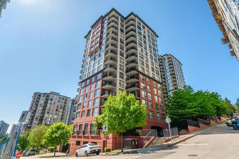1506 813 AGNES STREET - photo 1 of 29