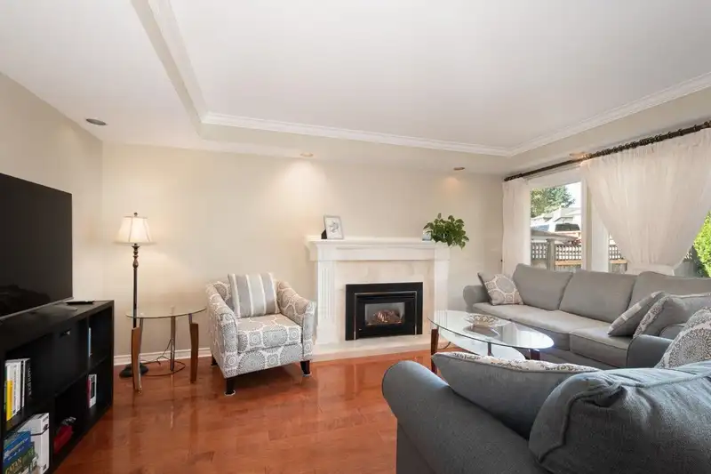 1312 NESTOR STREET - photo 2 of 36