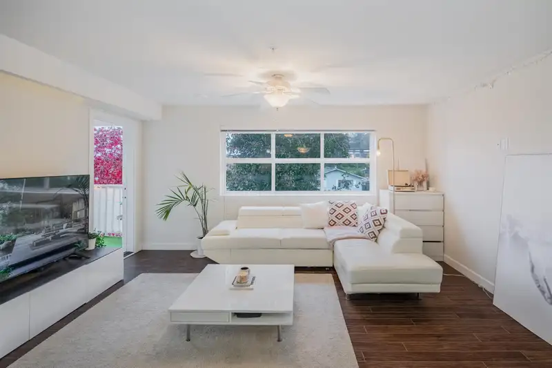 208 13550 HILTON ROAD - photo 1 of 25