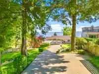 2560 BELLEVUE AVENUE - thumbnail 13