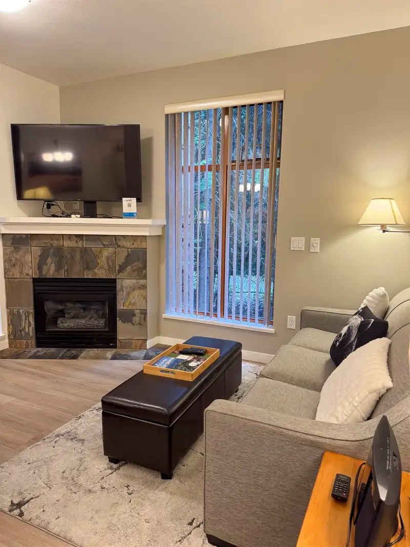 46 4355 NORTHLANDS (WEEK 9) BOULEVARD - photo 2 of 19