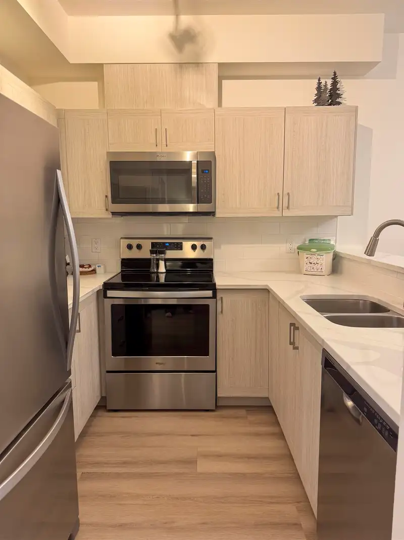 46 4355 NORTHLANDS (WEEK 9) BOULEVARD - photo 3 of 19