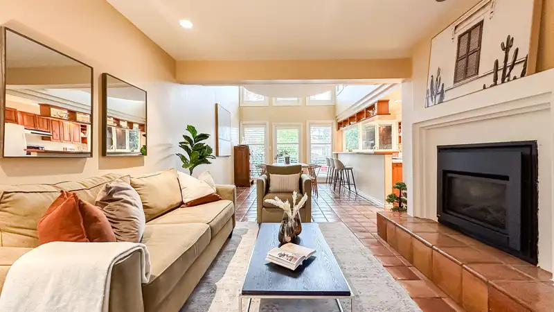1737 W 16TH AVENUE - photo 2 of 40