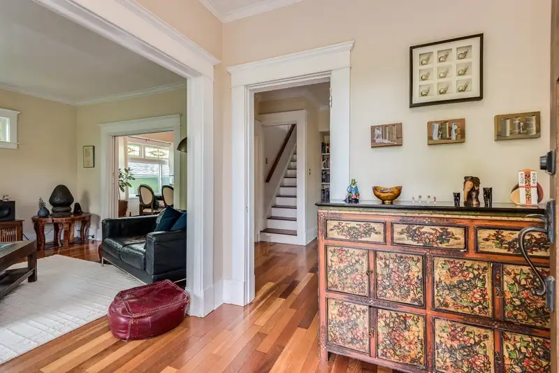 341 E 58TH AVENUE - photo 4 of 35