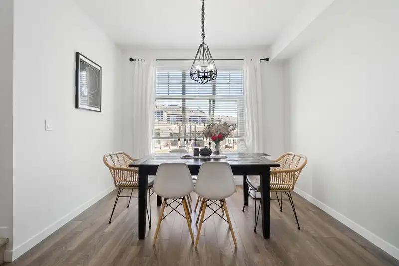 110 15268 28 AVENUE - photo 3 of 31
