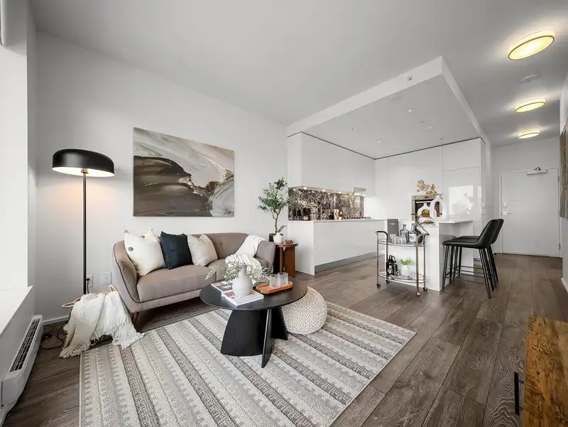 2708 1955 ALPHA WAY - photo 3 of 40