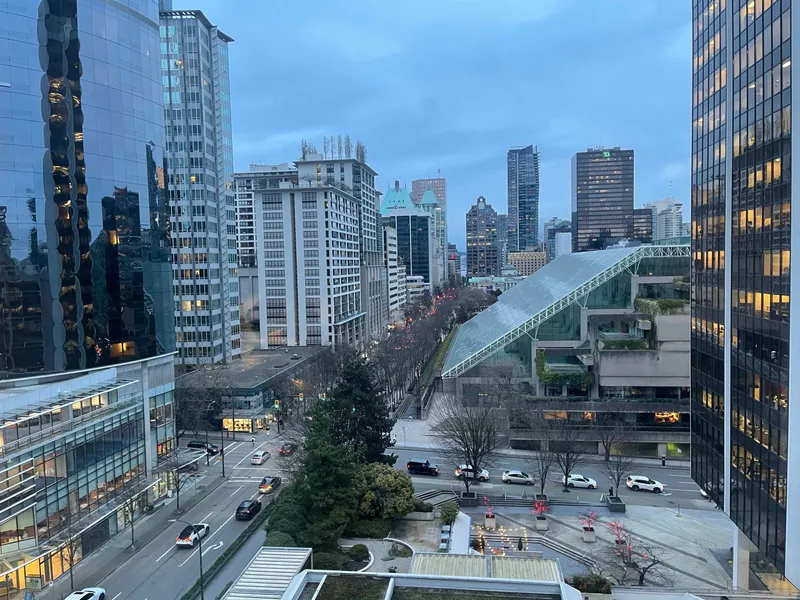 1402 1068 HORNBY STREET - photo 1 of 14