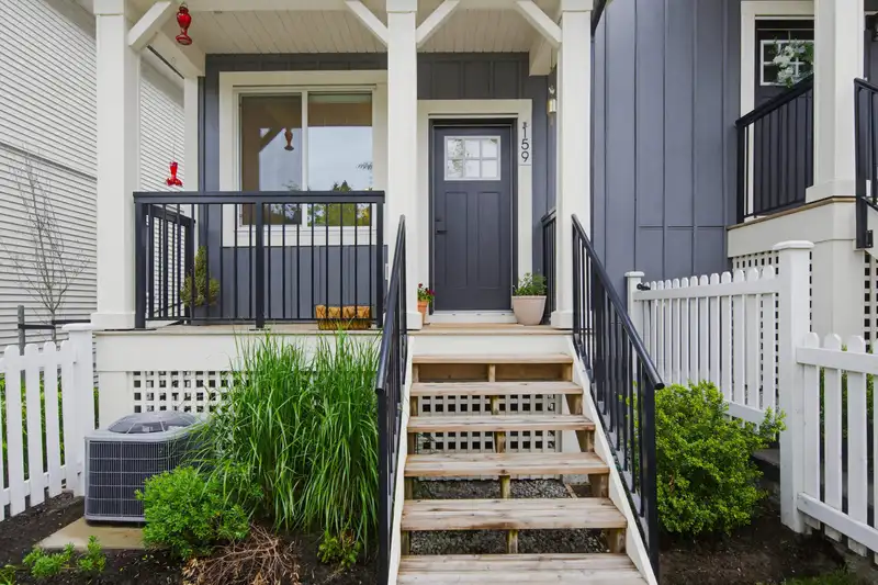159 24951 112 AVENUE - photo 4 of 35