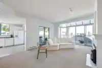 402 1765 MARTIN DRIVE - thumbnail 13