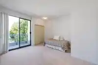 402 1765 MARTIN DRIVE - thumbnail 20
