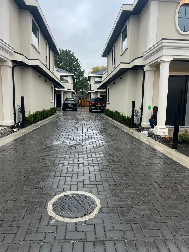 4242 WILLIAMS ROAD - photo 3 of 21