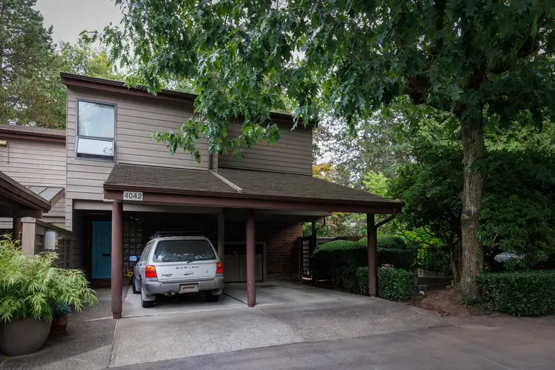 4042 YEW STREET - photo 1 of 21