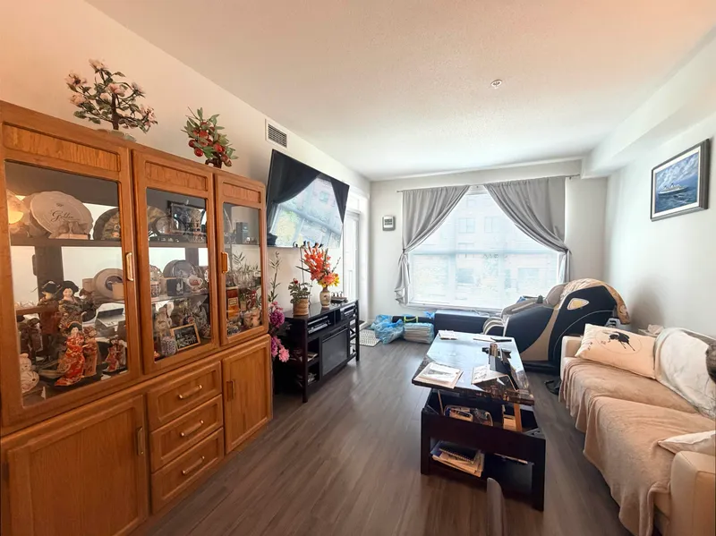 227 9500 TOMICKI AVENUE - photo 2 of 25