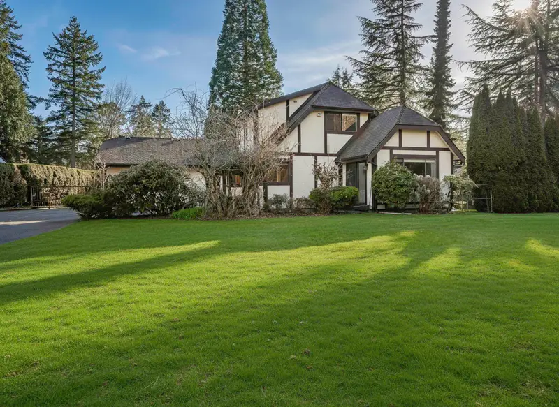 2570 142 STREET - photo 1 of 25