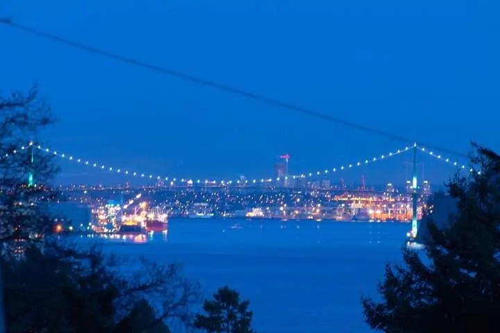 457 HILLCREST STREET - photo 2 of 25