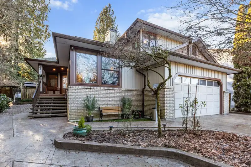 23050 125A AVENUE - photo 1 of 40